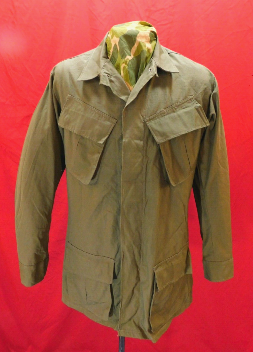 U.s. Jungle Fatigue Shirt Unissued  S/r 1969